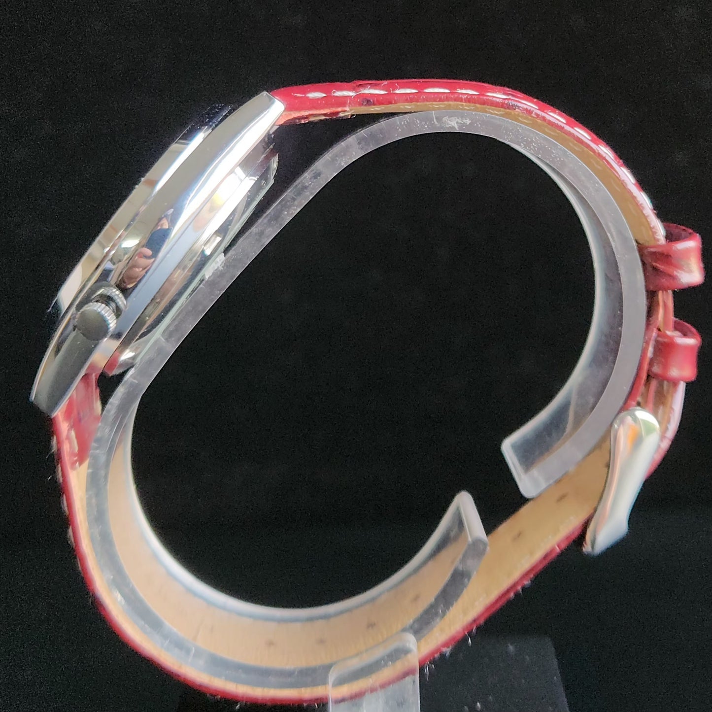 Vintage Mod  Seiko 5 Automatic 17 Jewels Cal. 7009 Red Face Red Leather Band Day-Date Men's Wrist Watch Sk