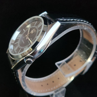 Vintage Mod  Seiko 5 Automatic 17 Jewels Cal. 7009 Black Face Black Leather Band Day-Date Men's Wrist Watch Sk