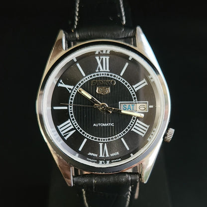 Vintage Mod  Seiko 5 Automatic 17 Jewels Cal. 7009 Black Face Black Leather Band Day-Date Men's Wrist Watch Sk