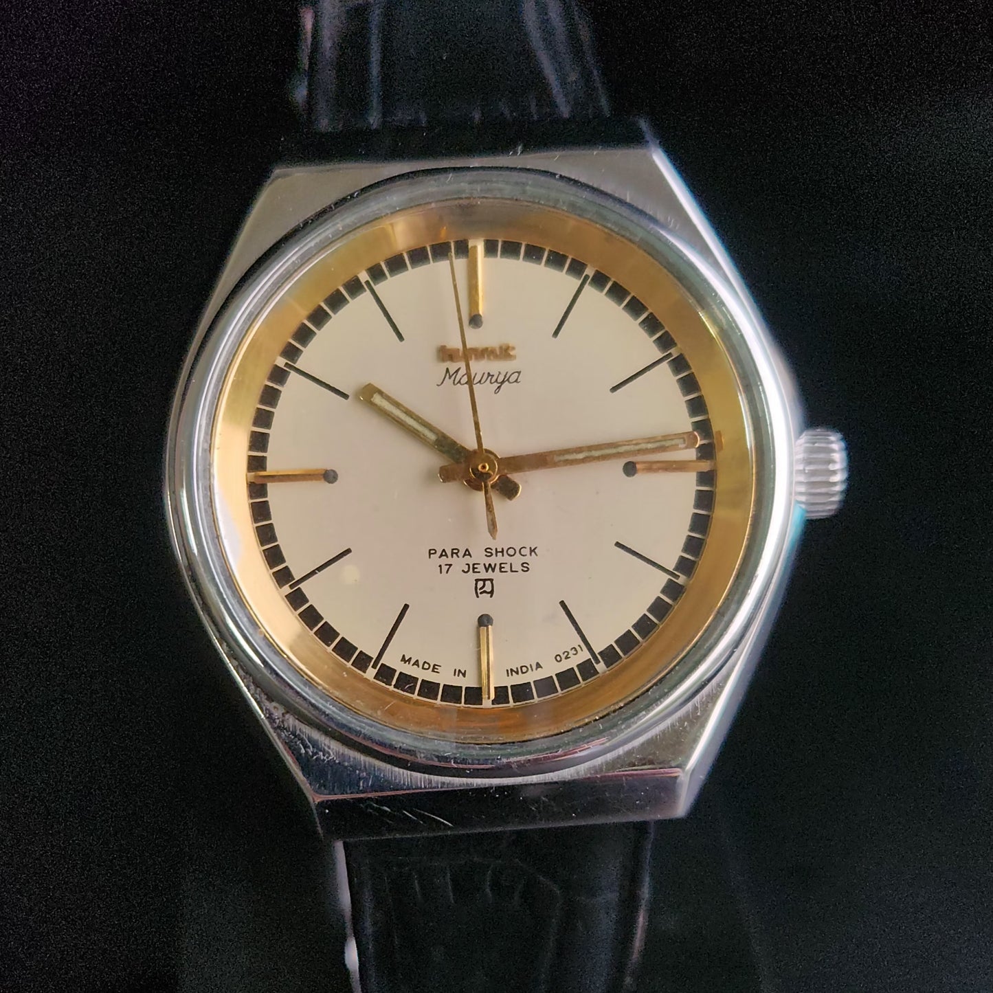 Vintage Original HMT Maurya Hand Winding 17 Jewels Golden Face Black Croco Leather Strap Men's Wrist Watch S93