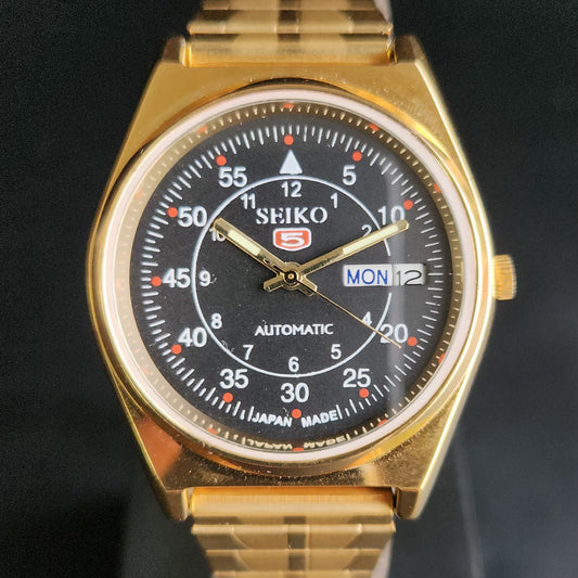 Vintage MOD Seiko 5 Gold Plated Automatic 17 Jewels Cal. 6309 Black Face Men's Wrist Watch S137