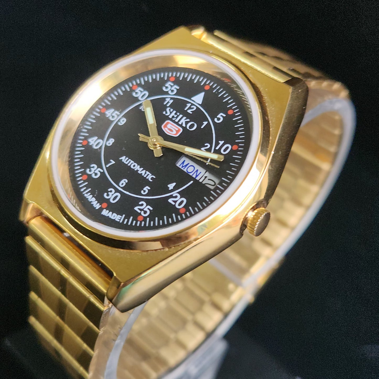Vintage MOD Seiko 5 Gold Plated Automatic 17 Jewels Cal. 6309 Black Face Men's Wrist Watch S137