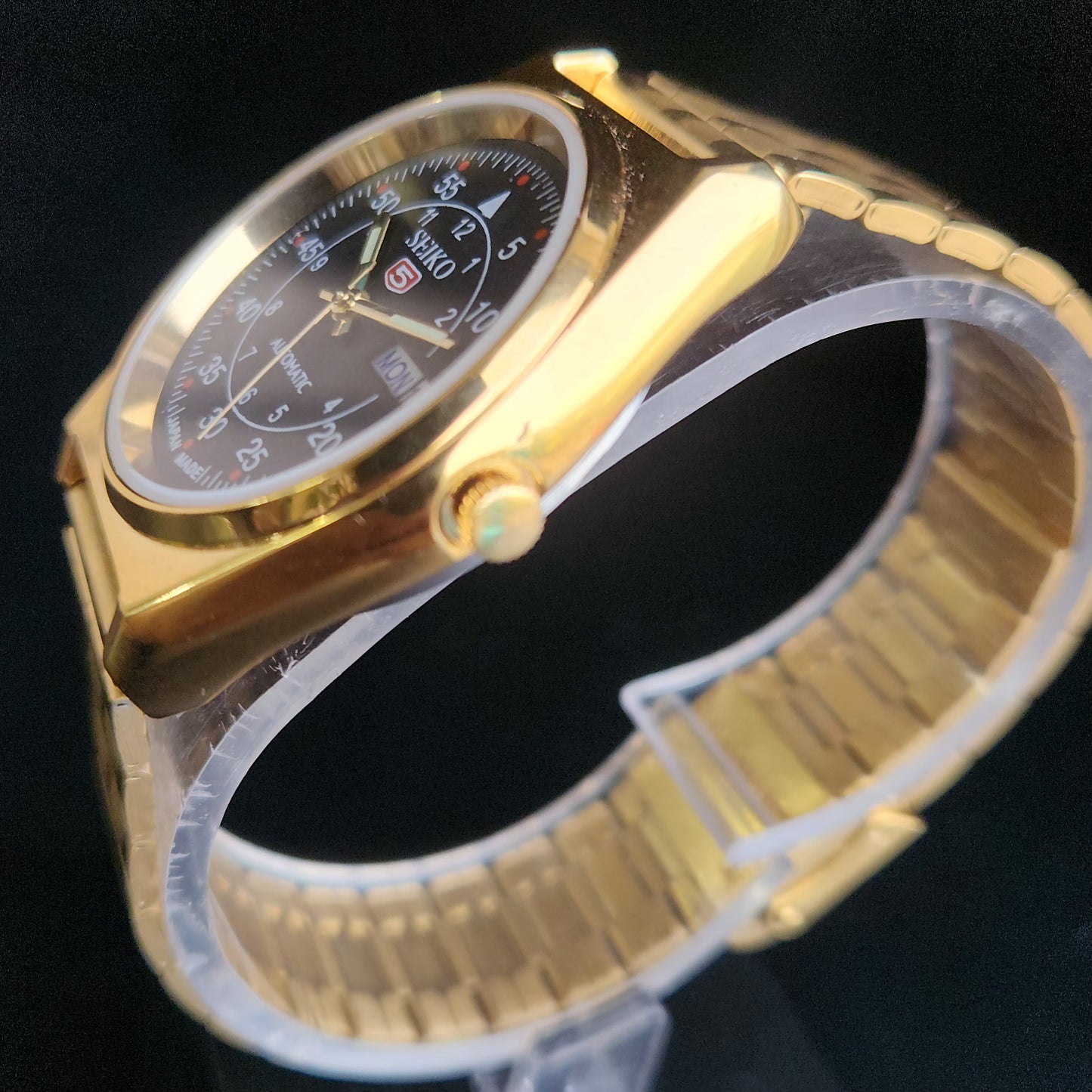 Vintage MOD Seiko 5 Gold Plated Automatic 17 Jewels Cal. 6309 Black Face Men's Wrist Watch S137