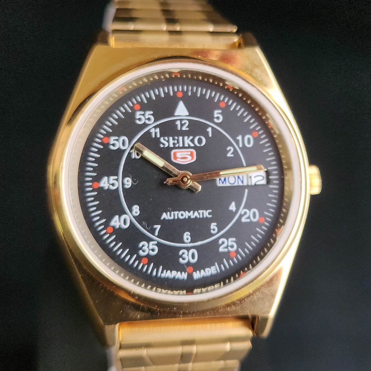 Vintage MOD Seiko 5 Gold Plated Automatic 17 Jewels Cal. 6309 Black Face Men's Wrist Watch S137
