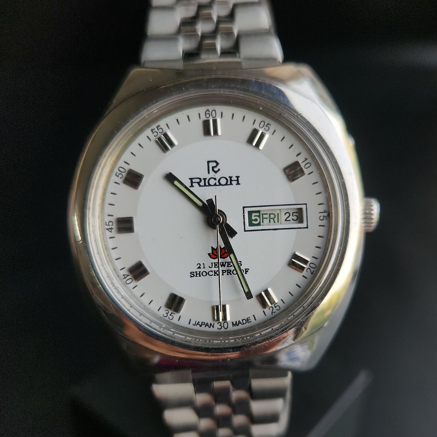 Vintage Ricoh R31 White Face Automatic 21 Jewels Jubliee Bracelet Men's Wrist Watch S144