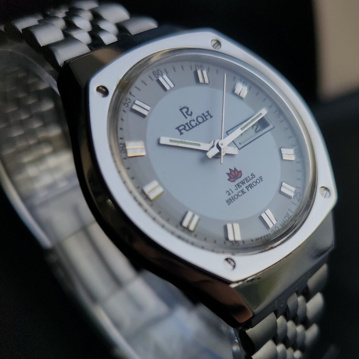 Vintage Ricoh R31 White Face Automatic 21 Jewels Jubliee Bracelet Men's Wrist Watch S145