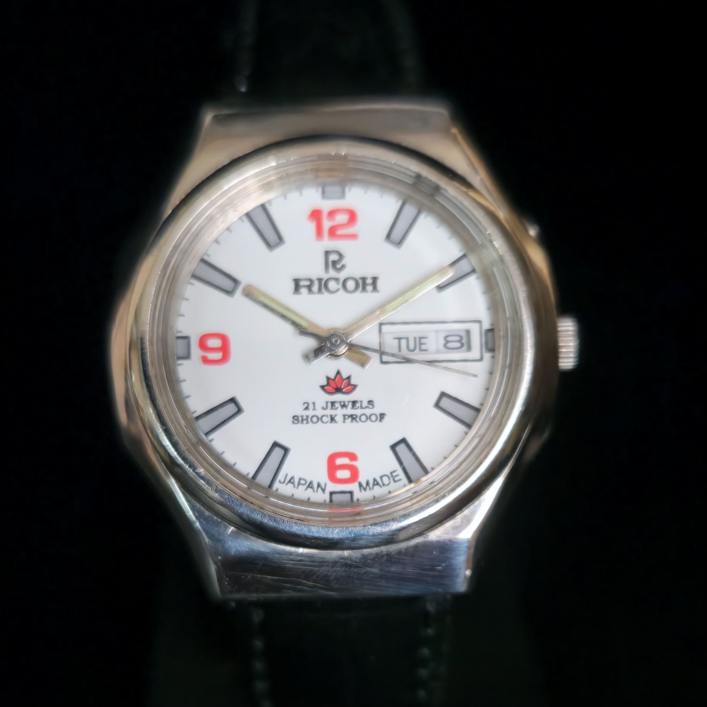 Vintage Ricoh R31 White Face Automatic 21 Jewels Black Croco Leather Strap Men's Wrist Watch S153