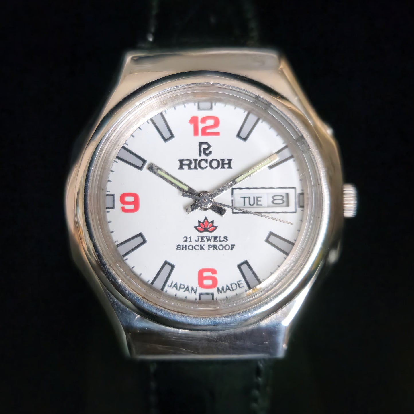 Vintage Ricoh R31 White Face Automatic 21 Jewels Black Croco Leather Strap Men's Wrist Watch S153
