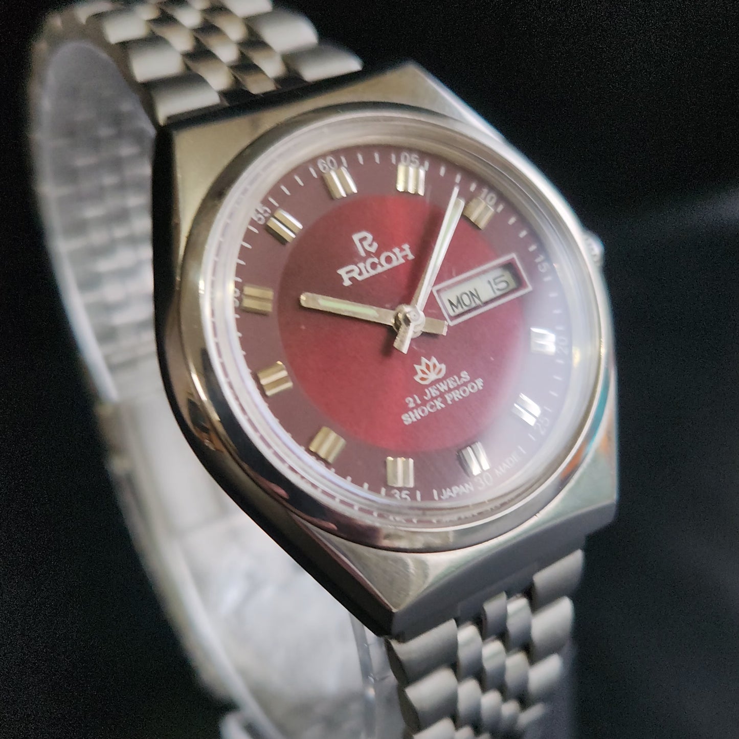 Vintage Ricoh R31 Red Face Automatic 21 Jewels Jubliee Bracelet Men's Wrist Watch S150