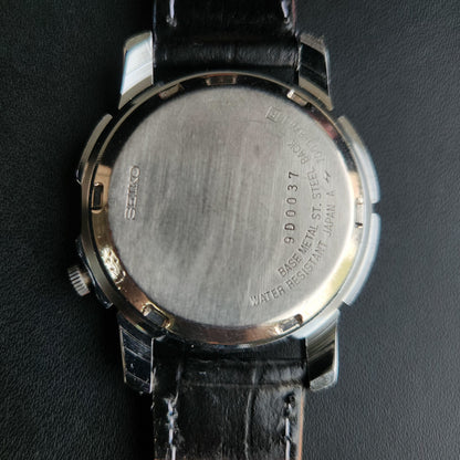 Vintage 1979 Original Seiko 5 Automatic 7009-876J White Face Black Band 21 Jewels Day-Date Japanese Men's Wrist Watch S168