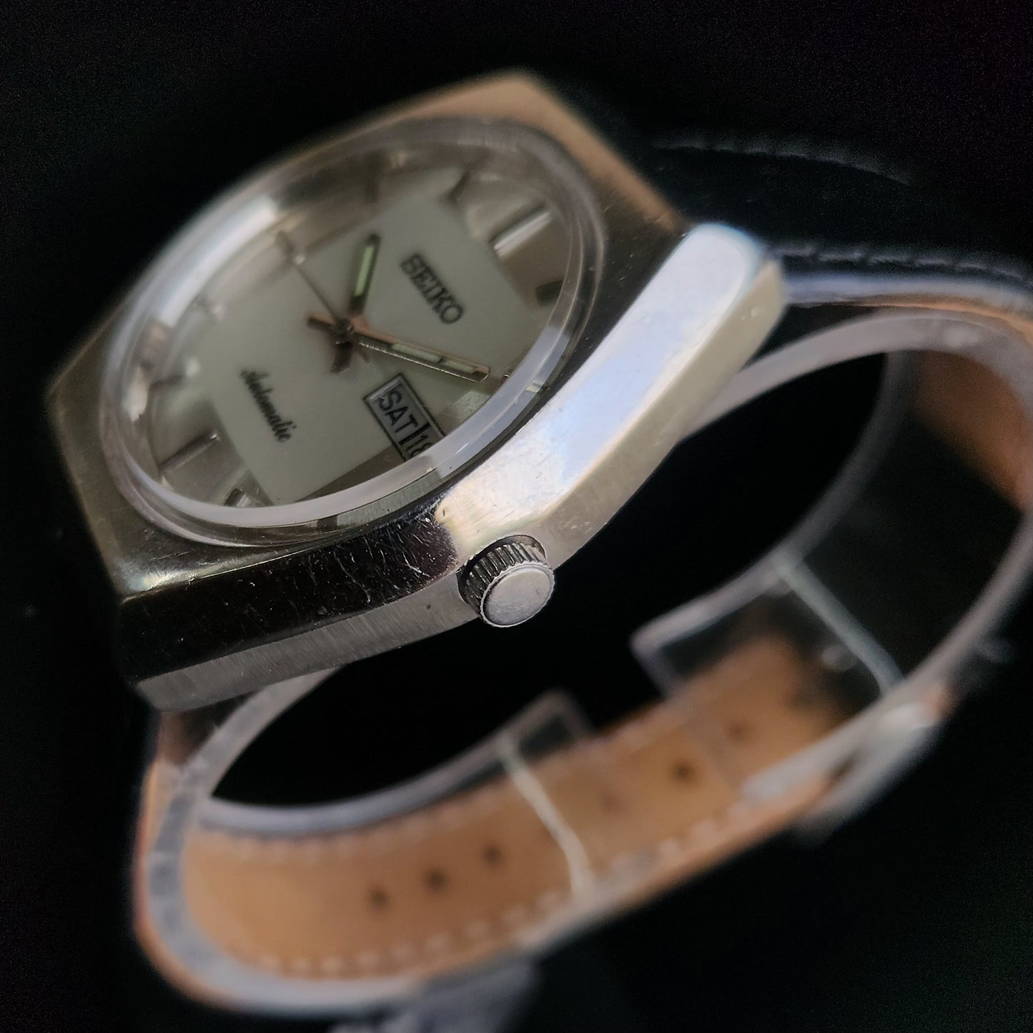 Vintage 1985 Original Seiko 5 Automatic 6309-8800 White Face Black Band 17 Jewels Day-Date Japanese Men's Wrist Watch S162