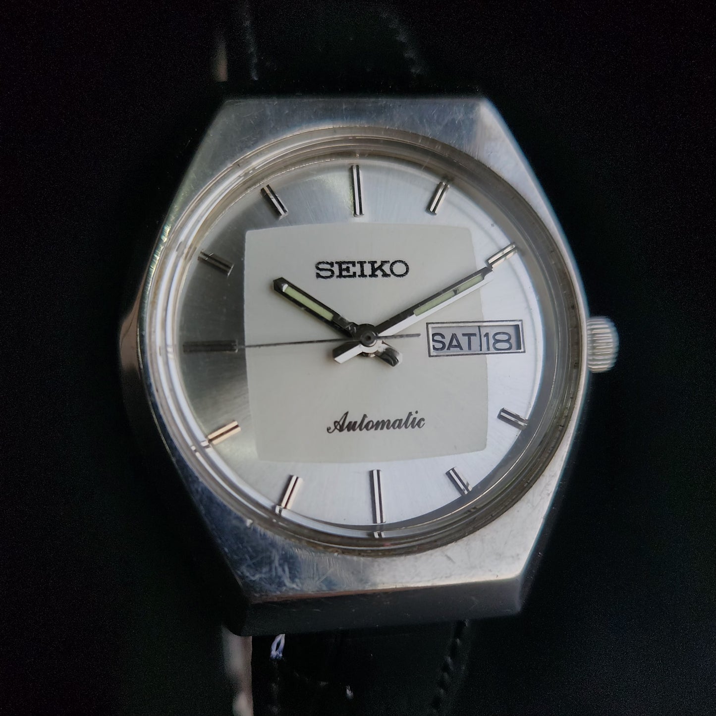 Vintage 1985 Original Seiko 5 Automatic 6309-8800 White Face Black Band 17 Jewels Day-Date Japanese Men's Wrist Watch S162