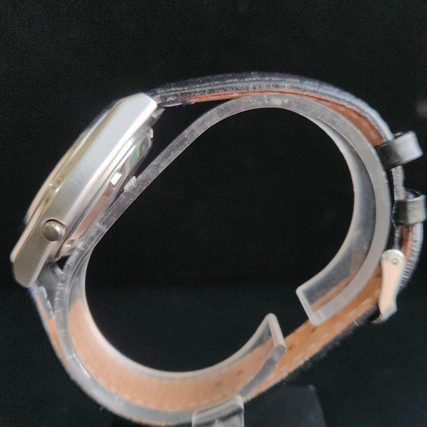 Vintage 1981 Original Seiko 5 Automatic 7009-876J White Face Black Band 17 Jewels Day-Date Japanese Men's Wrist Watch S163