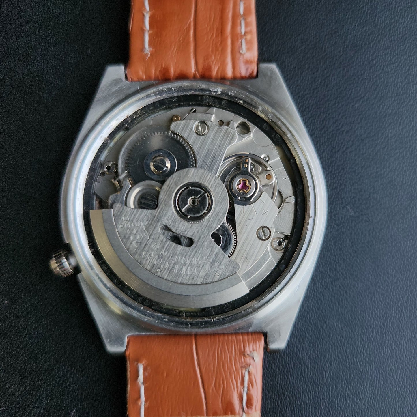 Vintage 1980 Original Seiko 5 Automatic 7009-316A White Face Brown Band 17 Jewels Day-Date Japanese Men's Wrist Watch S167