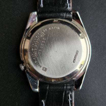 Vintage 1980 Original Seiko 5 Automatic 7009-3160 Silver Face Black Band 17 Jewels Day-Date Japanese Men's Wrist Watch S160