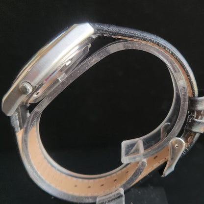 Vintage 2000 Original Seiko 5 Automatic 7S26-8760 Black Face Black Band 21 Jewels Day-Date Japanese Men's Wrist Watch S156