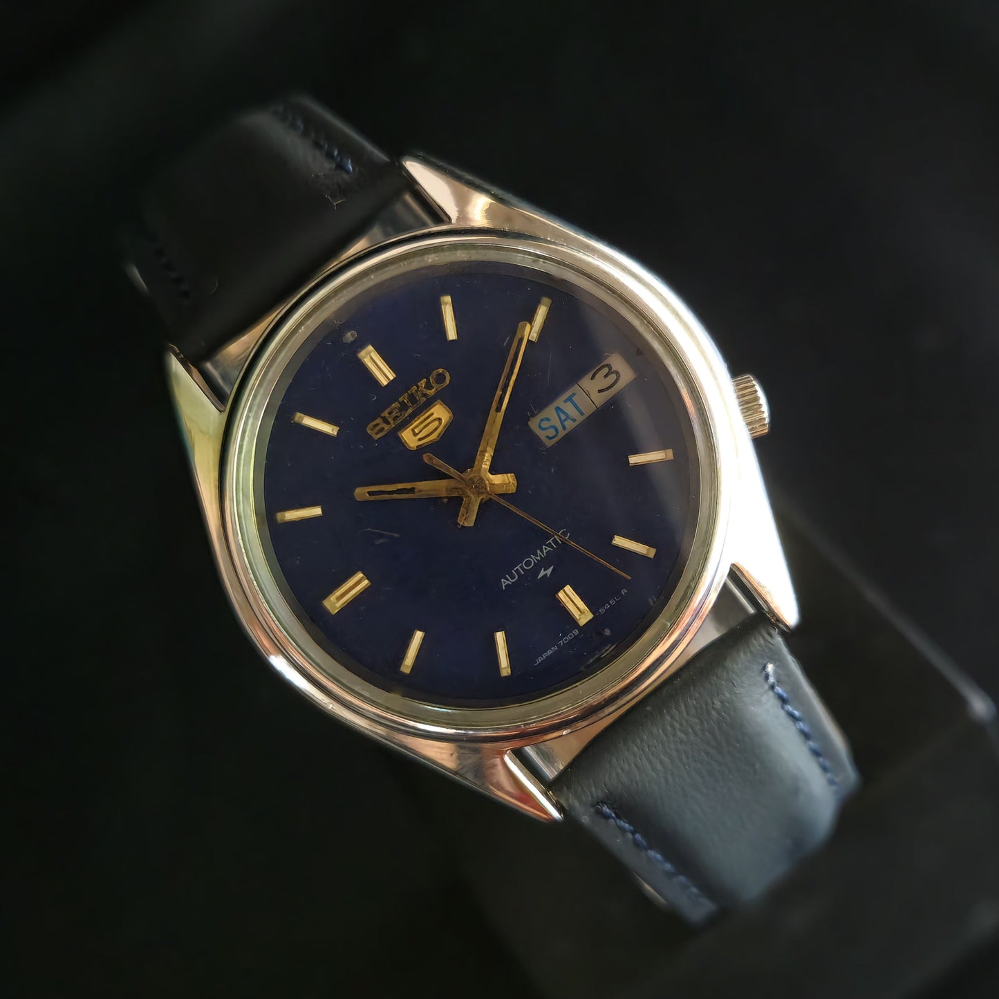 Vintage 1980 Original Seiko 5 Automatic 7009-3170 Blue Face 17 Jewels Day-Date Japanese Men's Wrist Watch OG02