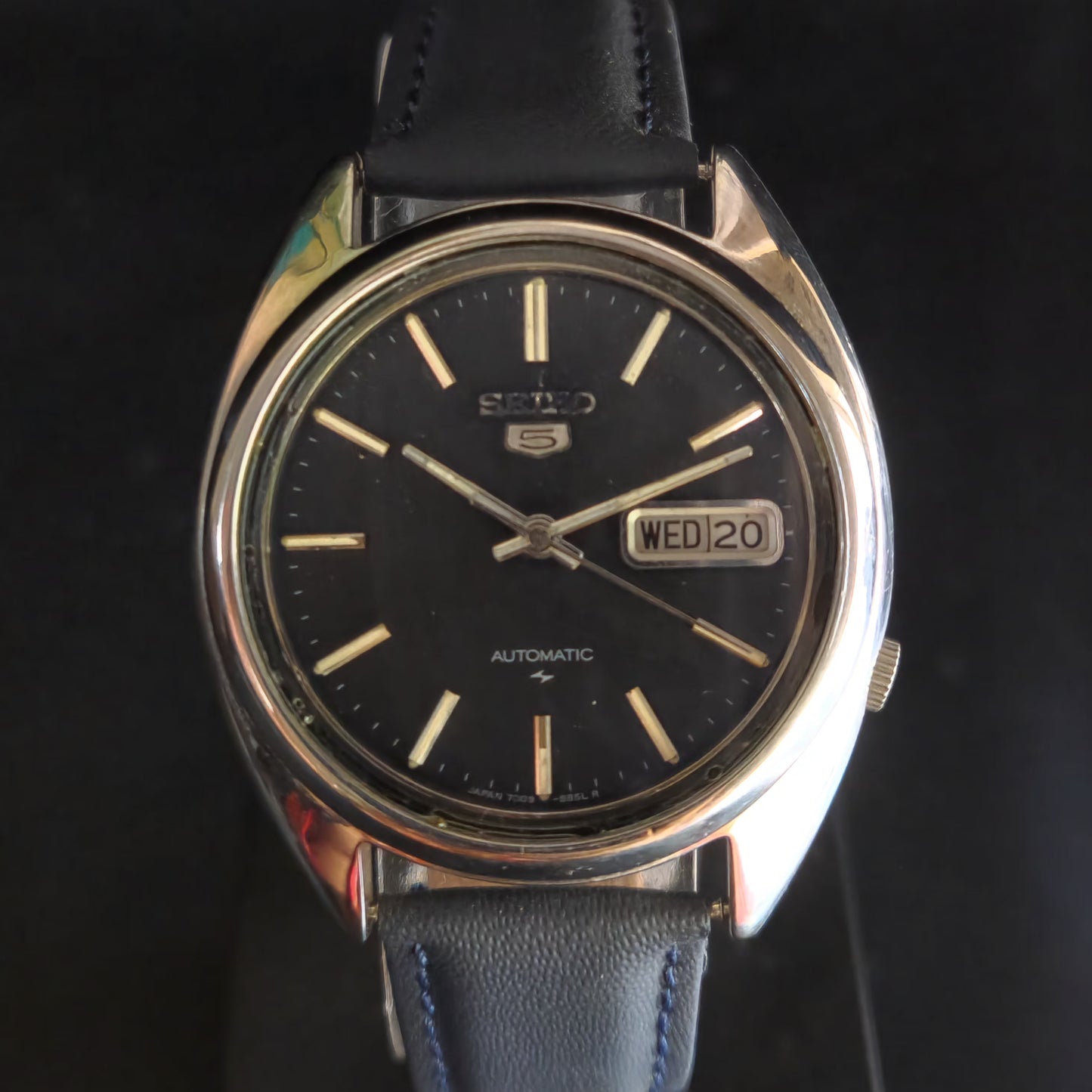 Vintage 1980 Original Seiko 5 Automatic 7009-3130 Black Face 17 Jewels Day-Date Japanese Men's Wrist Watch OG3