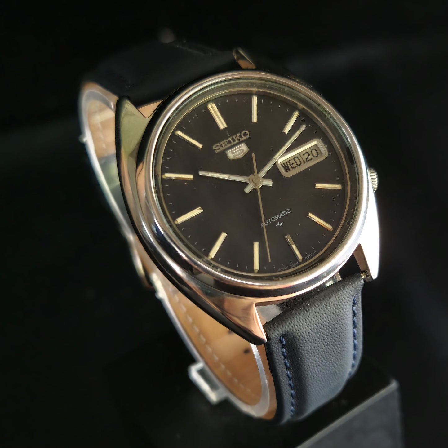 Vintage 1980 Original Seiko 5 Automatic 7009-3130 Black Face 17 Jewels Day-Date Japanese Men's Wrist Watch OG3