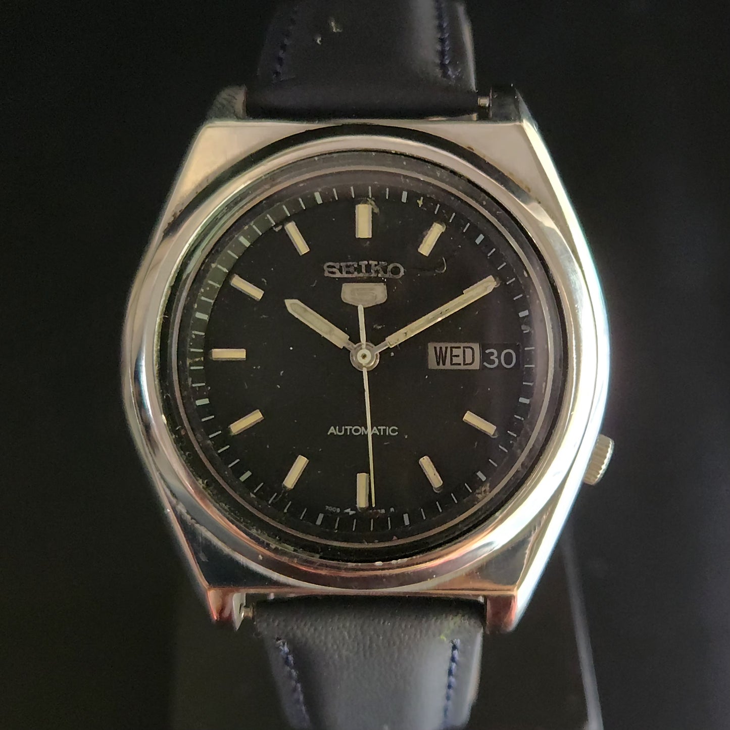 Vintage 1980 Original Seiko 5 Automatic 7009-876A Black Face 17 Jewels Day-Date Japanese Men's Wrist Watch OG5