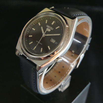 Vintage 1980 Original Seiko 5 Automatic 7009-876A Black Face 17 Jewels Day-Date Japanese Men's Wrist Watch OG5