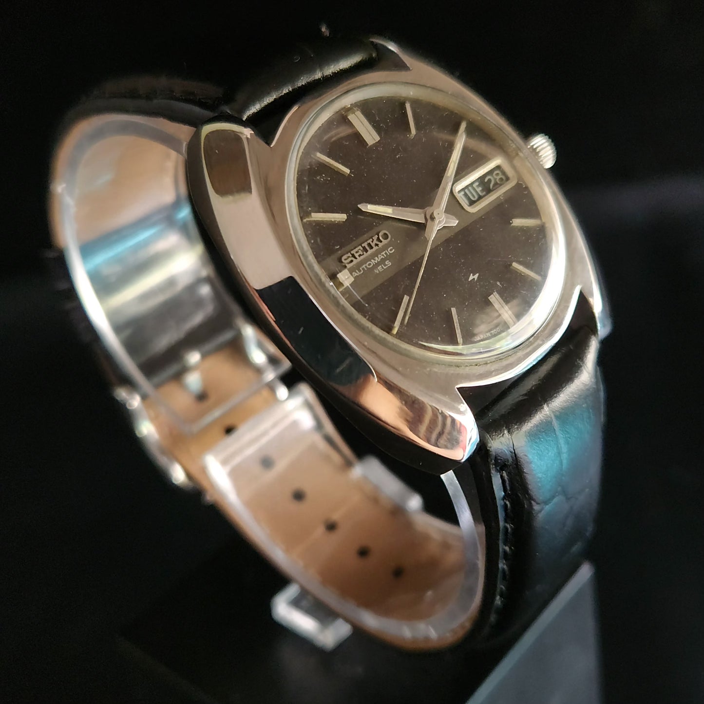 Vintage 1980 Original Seiko 5 Automatic 7006-7080 Black Face 19 Jewels Day-Date Japanese Men's Wrist Watch 0G6