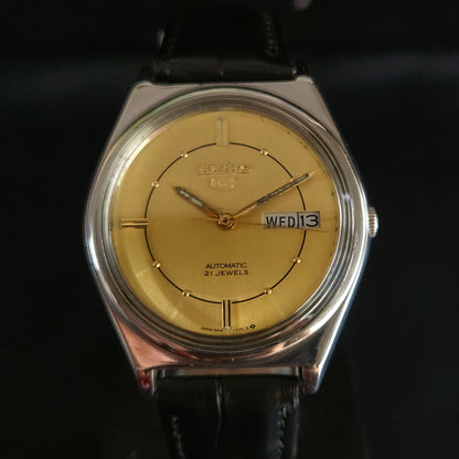 Vintage 1980 Original Seiko 5 Automatic 6319-7030 GOLD Face 21 Jewels Day-Date Japanese Men's Wrist Watch OG8