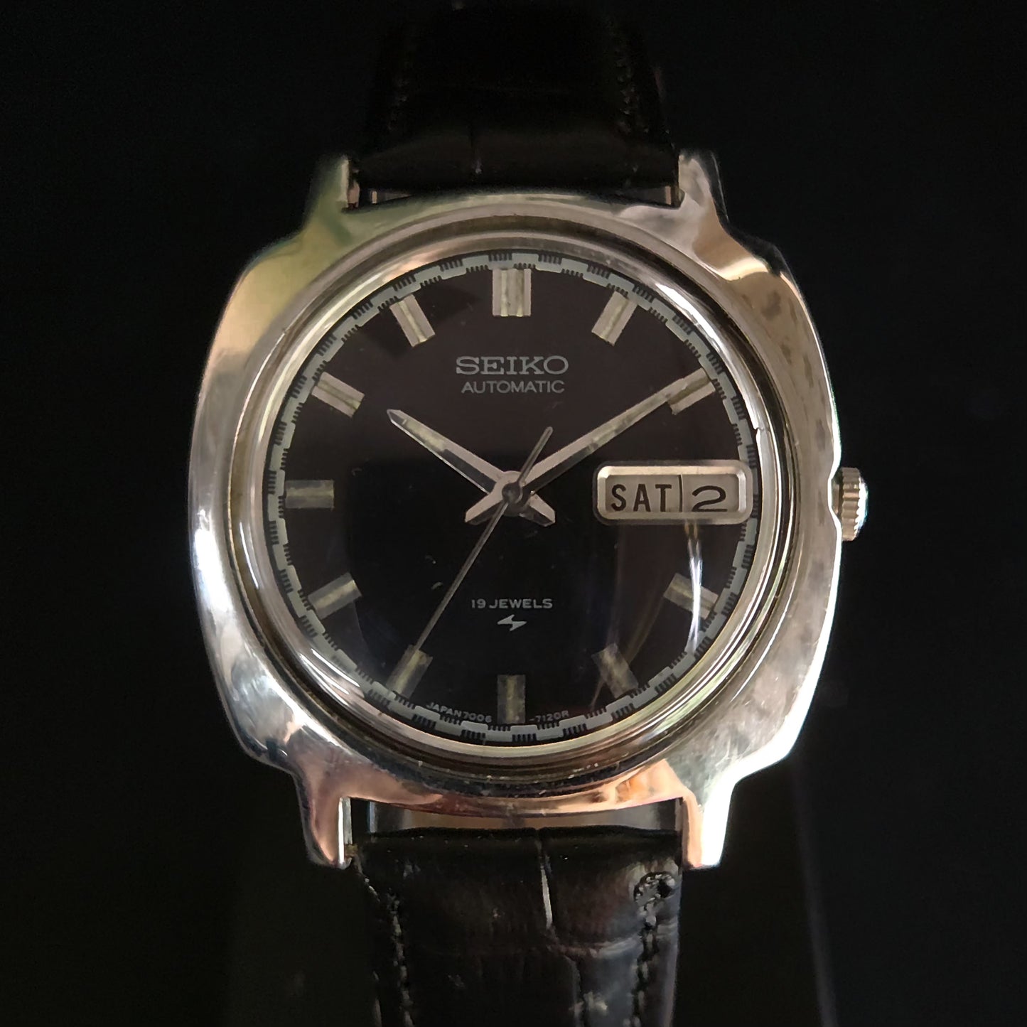 Vintage 1980 Original Seiko 5 Automatic 7005-7130 blue Face 19 Jewels Day-Date Japanese Men's Wrist Watch OG9