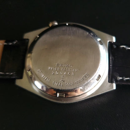 Vintage 1980 Original Seiko 5 Automatic 7009-550A GOLD black 17 Jewels Day-Date Japanese Men's Wrist Watch OG10