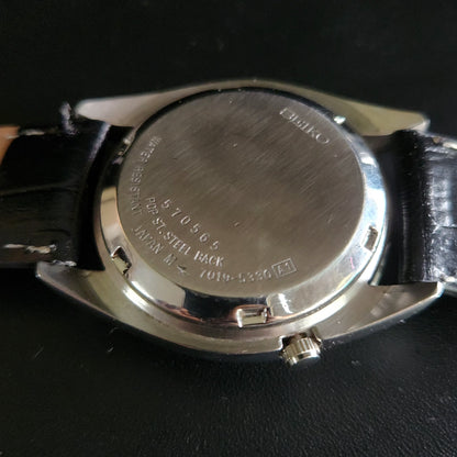 Vintage 1980 Original Seiko 5 Automatic 7019-5330 black face 21 Jewels Day-Date Japanese Men's Wrist Watch OG11