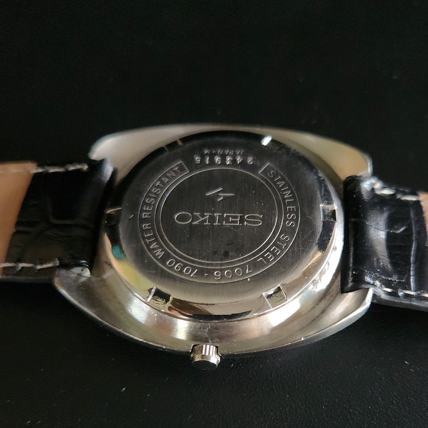 Vintage 1980 Original Seiko 5 Automatic 7006-7090 black face 19 Jewels Day-Date Japanese Men's Wrist Watch OG12