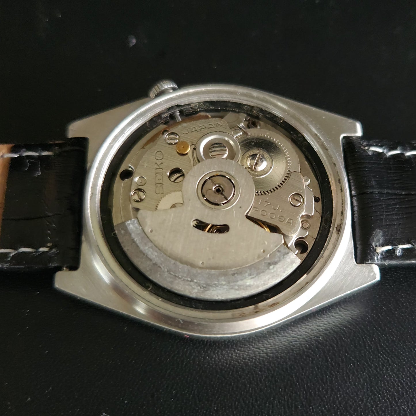 Vintage 1980 Original Seiko 5 Automatic 7009-6001 Grey face 17 Jewels Day-Date Japanese Men's Wrist Watch OG13