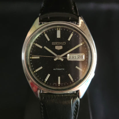 Vintage 1980 Original Seiko 5 Automatic 6349-8010 black face 21 Jewels Day-Date Japanese Men's Wrist Watch OG15