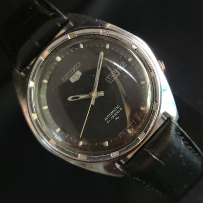 Vintage 1980 Original Seiko 5 Automatic 7019-8080 Grey face 21 Jewels Day-Date Japanese Men's Wrist Watch OG16