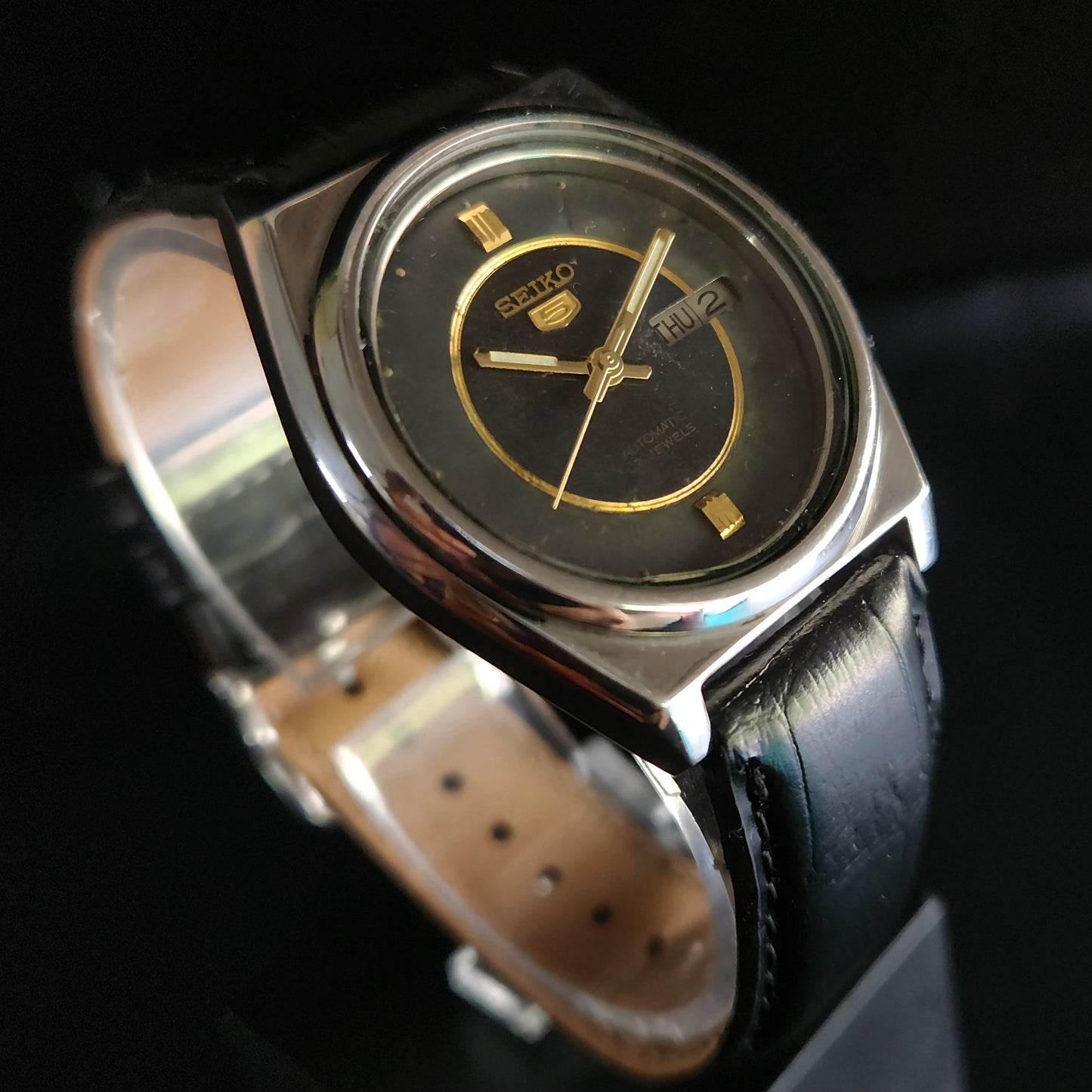 Vintage 1980 Original Seiko 5 Automatic 7009-8761 black face 17 Jewels Day-Date Japanese Men's Wrist Watch OG20