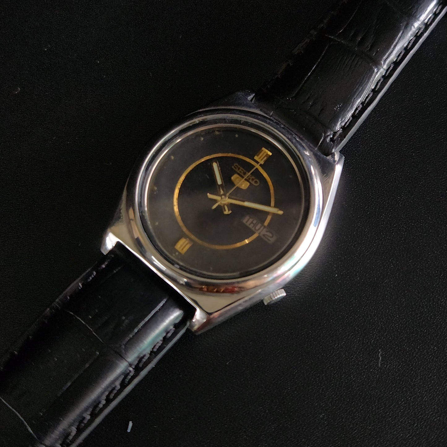 Vintage 1980 Original Seiko 5 Automatic 7009-8761 black face 17 Jewels Day-Date Japanese Men's Wrist Watch OG20
