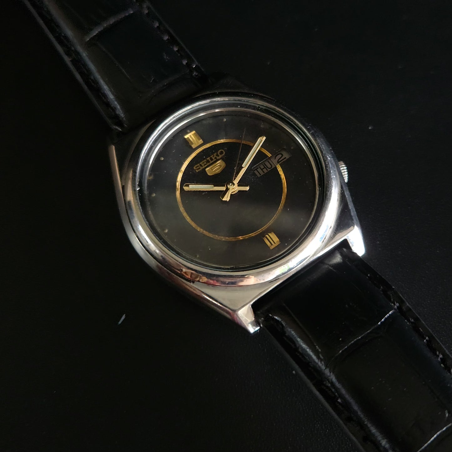 Vintage 1980 Original Seiko 5 Automatic 7009-8761 black face 17 Jewels Day-Date Japanese Men's Wrist Watch OG20