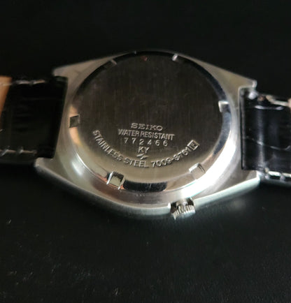 Vintage 1980 Original Seiko 5 Automatic 7009-8761 black face 17 Jewels Day-Date Japanese Men's Wrist Watch OG20