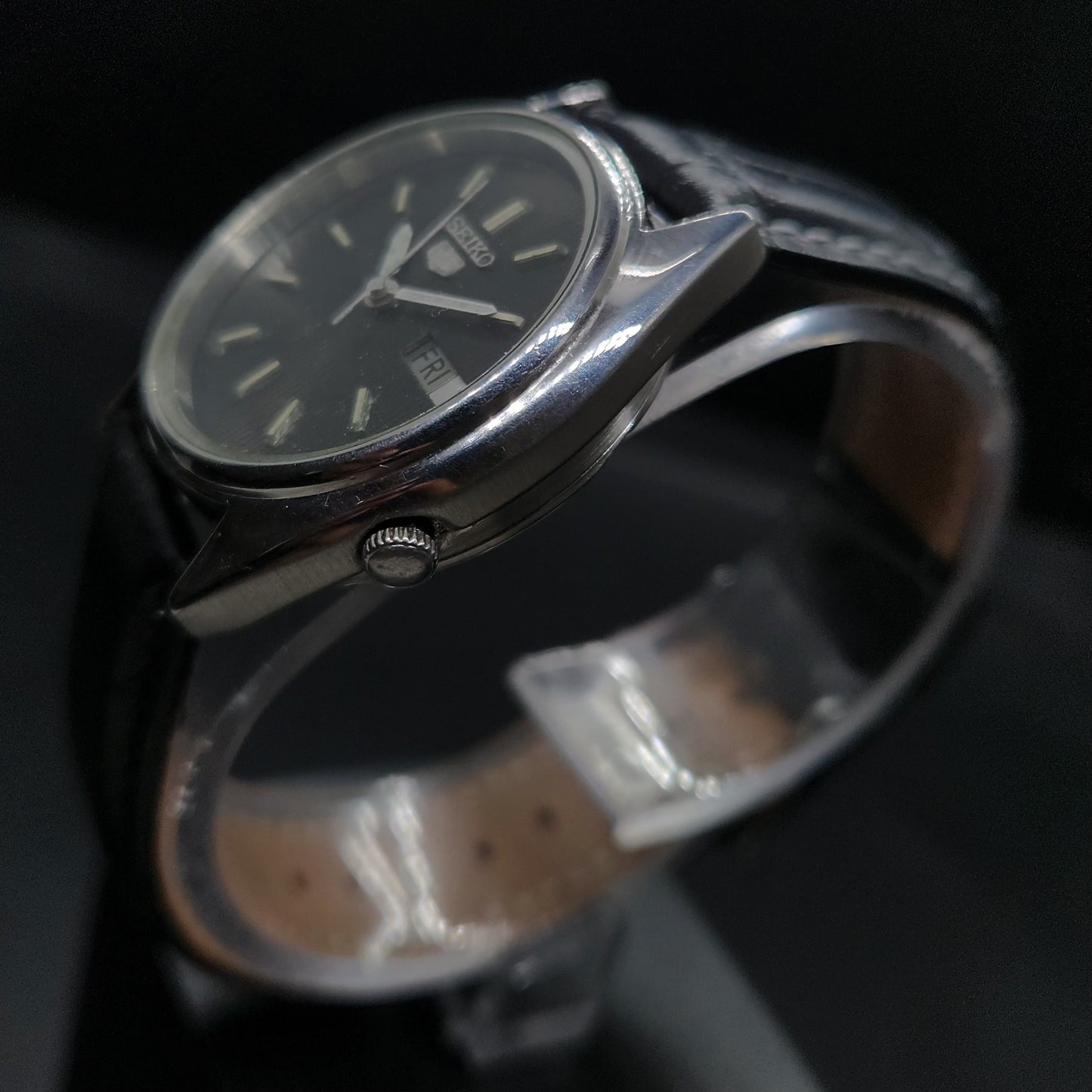 Vintage 1980 Original Seiko 5 Automatic 7019-5310 black face 21 Jewels Day-Date Japanese Men's Wrist Watch OG22