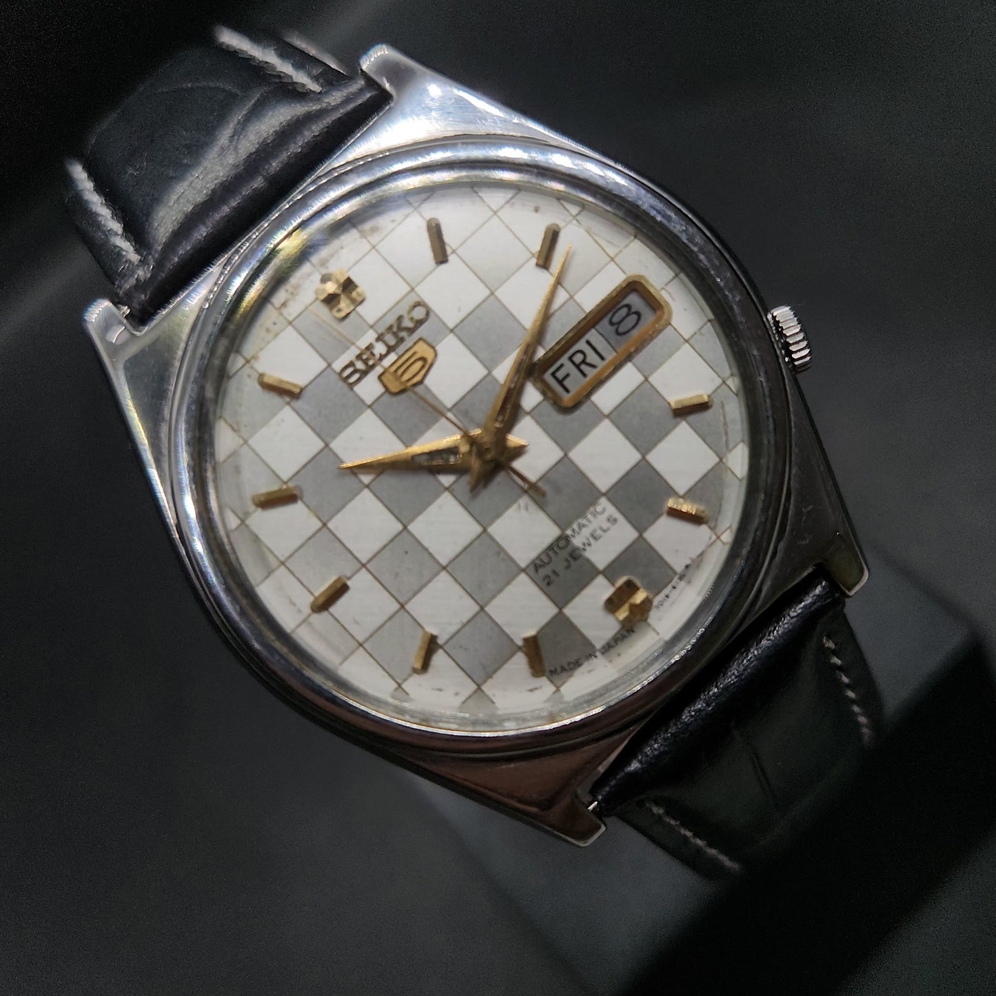 Vintage 1980 Original Seiko 5 Automatic 7019-8180 Silver face 21 Jewels Day-Date Japanese Men's Wrist Watch OG25