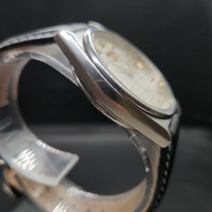 Vintage 1980 Original Seiko 5 Automatic 7019-8180 Silver face 21 Jewels Day-Date Japanese Men's Wrist Watch OG25