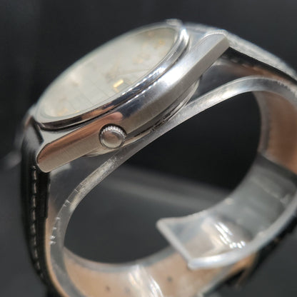 Vintage 1980 Original Seiko 5 Automatic 7019-8180 Silver face 21 Jewels Day-Date Japanese Men's Wrist Watch OG25