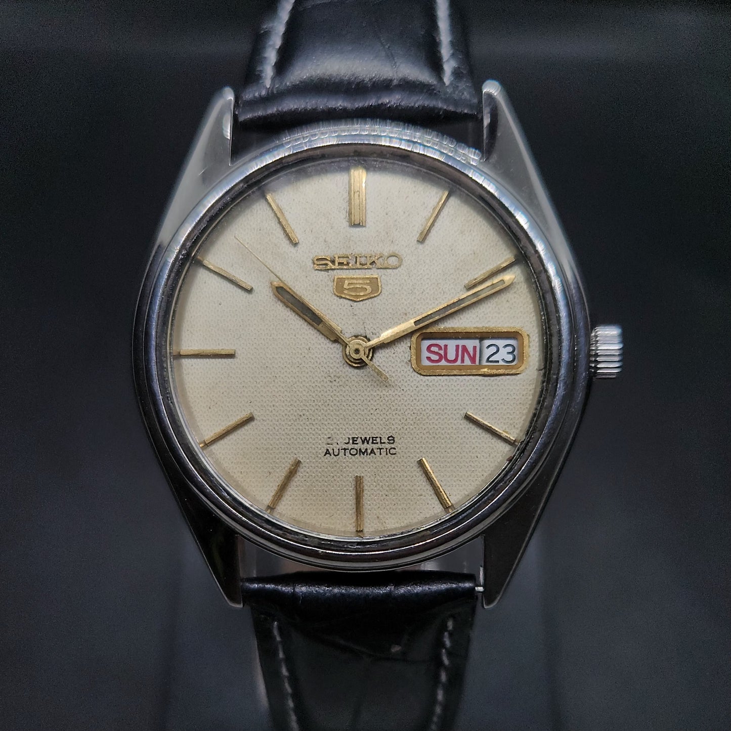 Vintage 1980 Original Seiko 5 Automatic 6309-6240 black face 17 Jewels Day-Date Japanese Men's Wrist Watch OG28