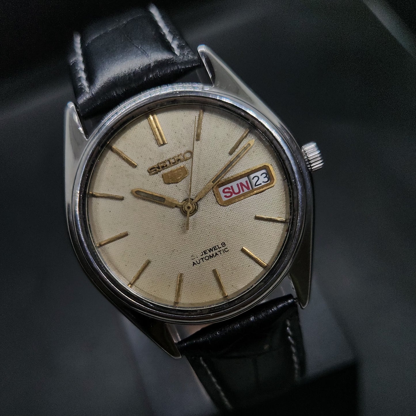 Vintage 1980 Original Seiko 5 Automatic 6309-6240 black face 17 Jewels Day-Date Japanese Men's Wrist Watch OG28
