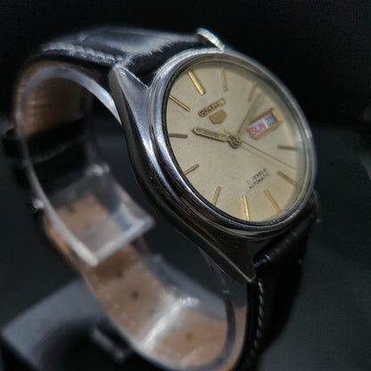 Vintage 1980 Original Seiko 5 Automatic 6309-6240 black face 17 Jewels Day-Date Japanese Men's Wrist Watch OG28