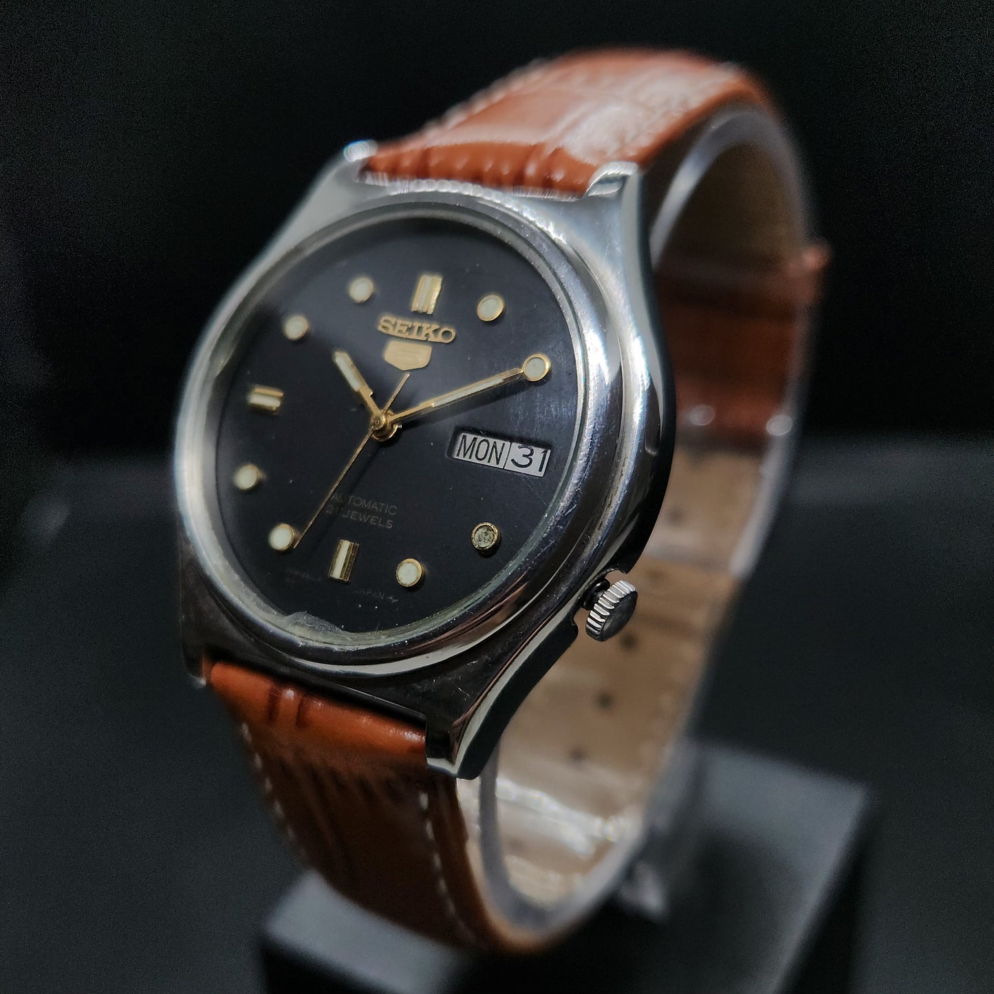 Vintage 1980 Original Seiko 5 Automatic 7019-8180 black face 21 Jewels Day-Date Japanese Men's Wrist Watch OG34