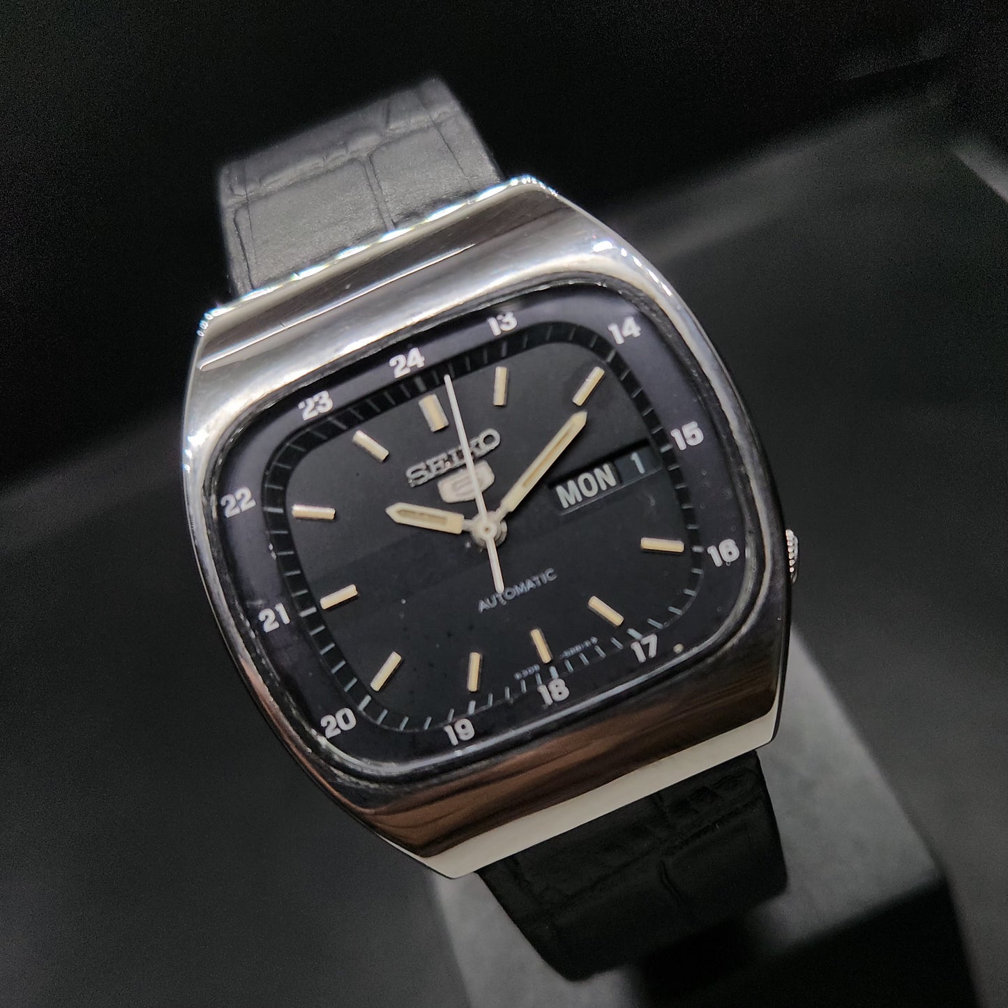 Vintage 1980 Original Seiko 5 Automatic 6309-523A black face 17 Jewels Day-Date Japanese Men's Wrist Watch OG37
