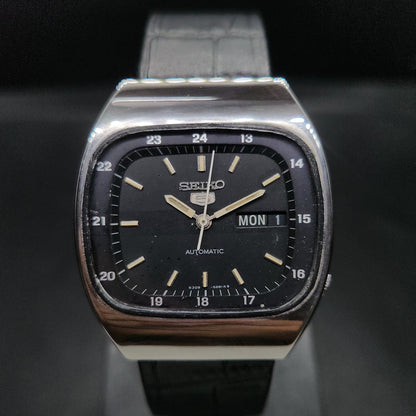 Vintage 1980 Original Seiko 5 Automatic 6309-523A black face 17 Jewels Day-Date Japanese Men's Wrist Watch OG37