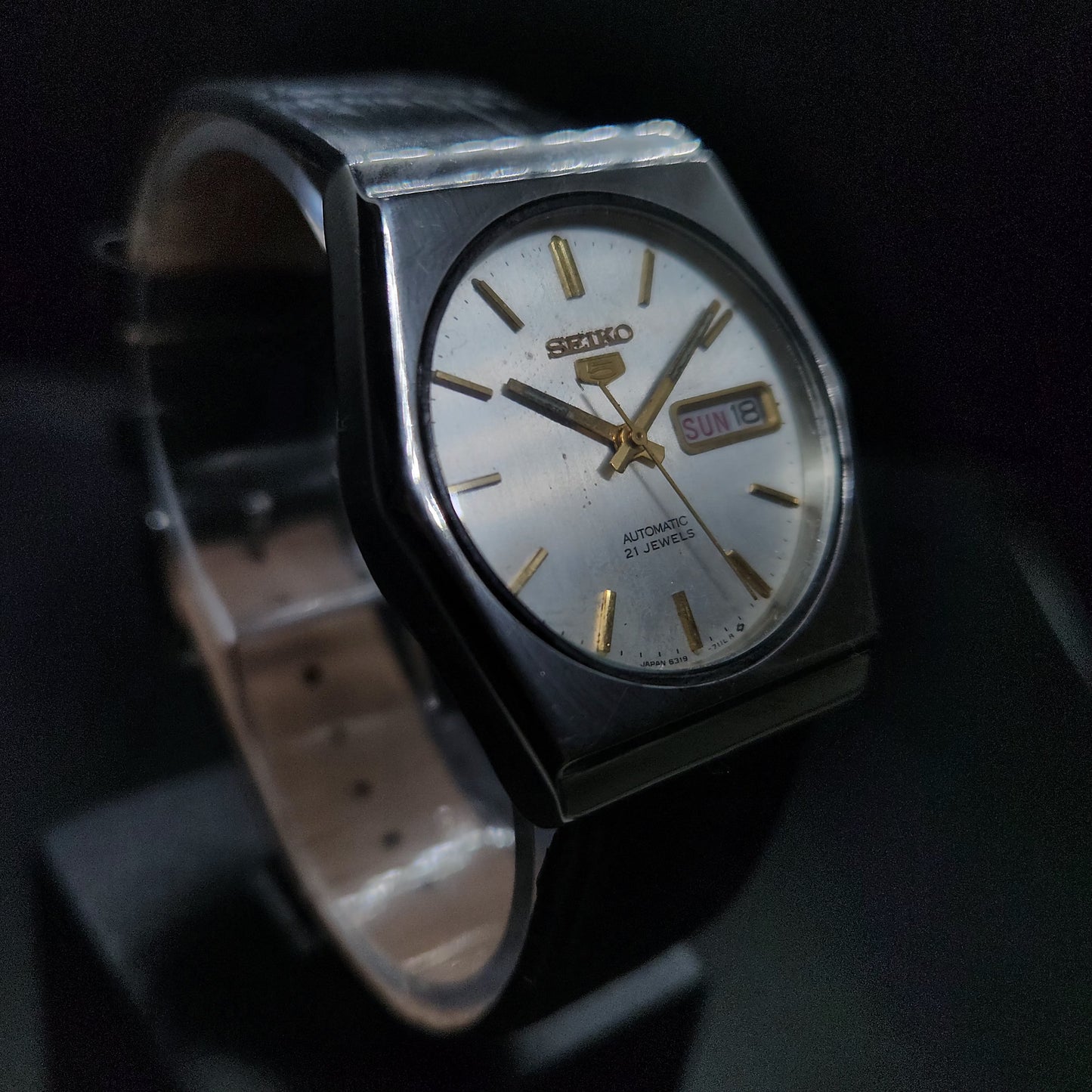 Vintage 1980 Original Seiko 5 Automatic 6319-7080 silver face 21 Jewels Day-Date Japanese Men's Wrist Watch OG39