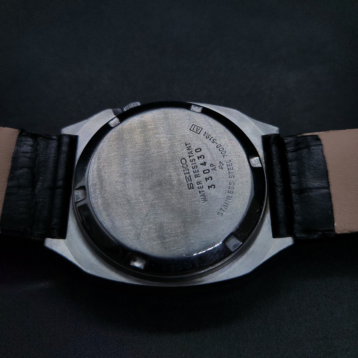 Vintage 1980 Original Seiko 5 Automatic 7009-519A silver face 17 Jewels Day-Date Japanese Men's Wrist Watch OG42